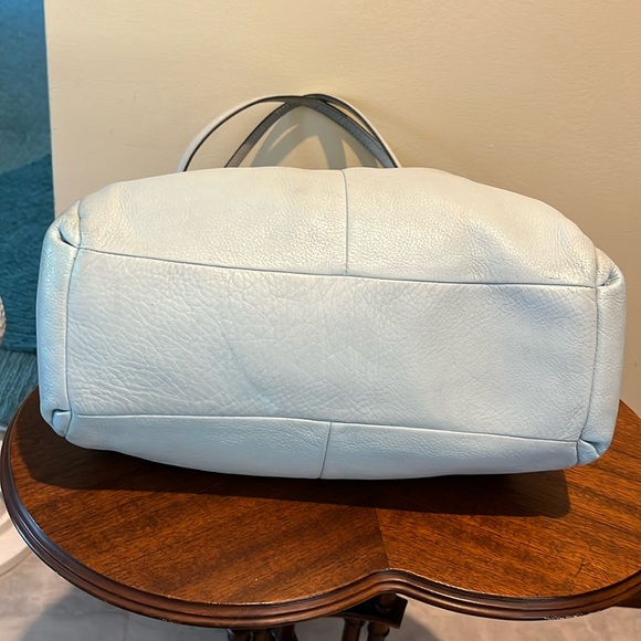 Coach  Phoebe  pebbled leather Light Blue Triple compartment, shoulder bag 26224 - Picture 13 of 17